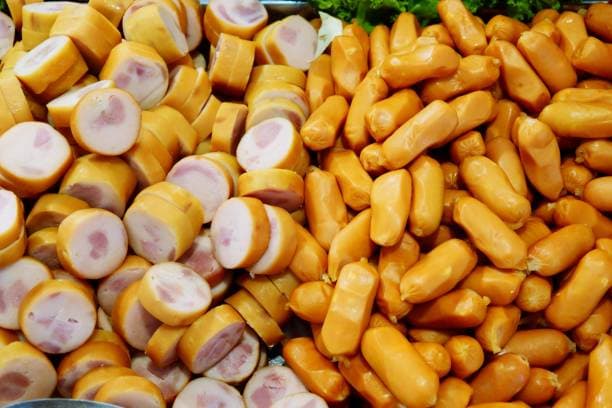 تصویر 4 از سوسیس مرغ پنیری مغذی و خوشمزه + مناسب برای وعده‌ های خانوادگی